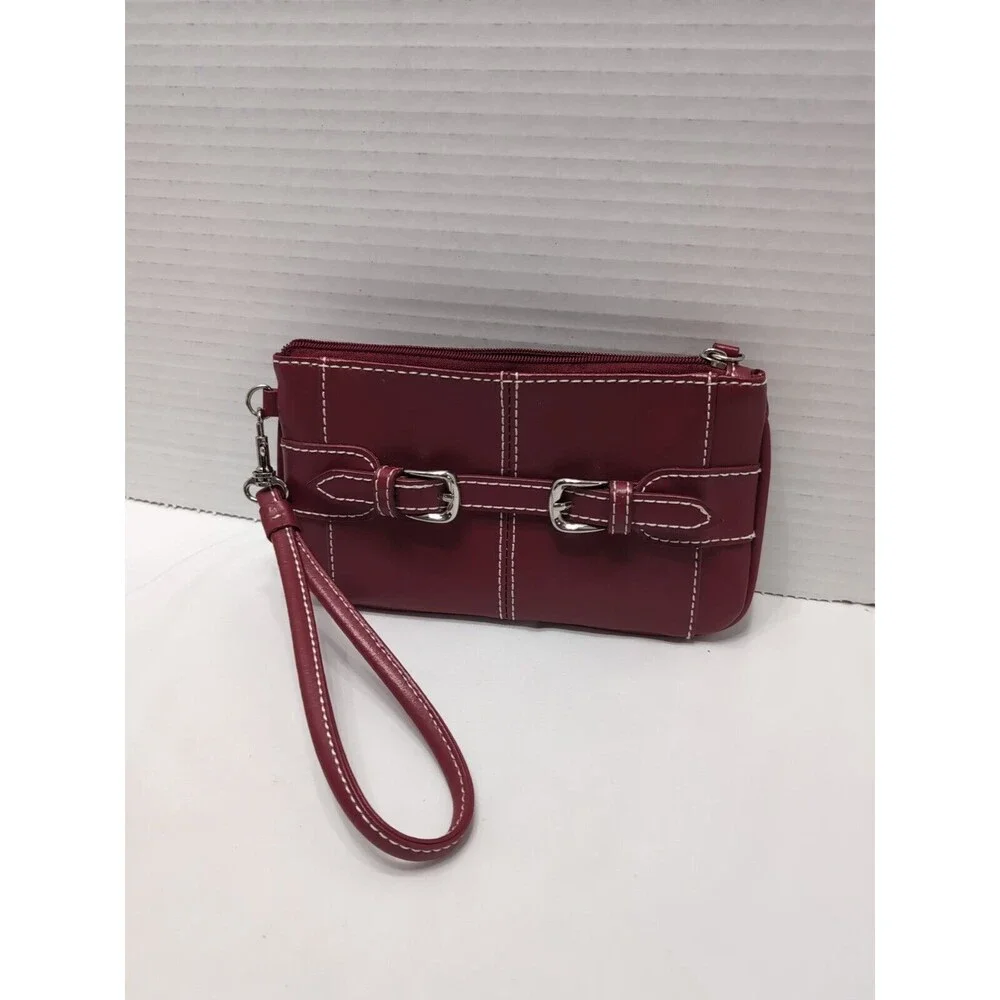Wilsons Leather Genuine Leather Clutch Wristlet Red  Classic 7.5